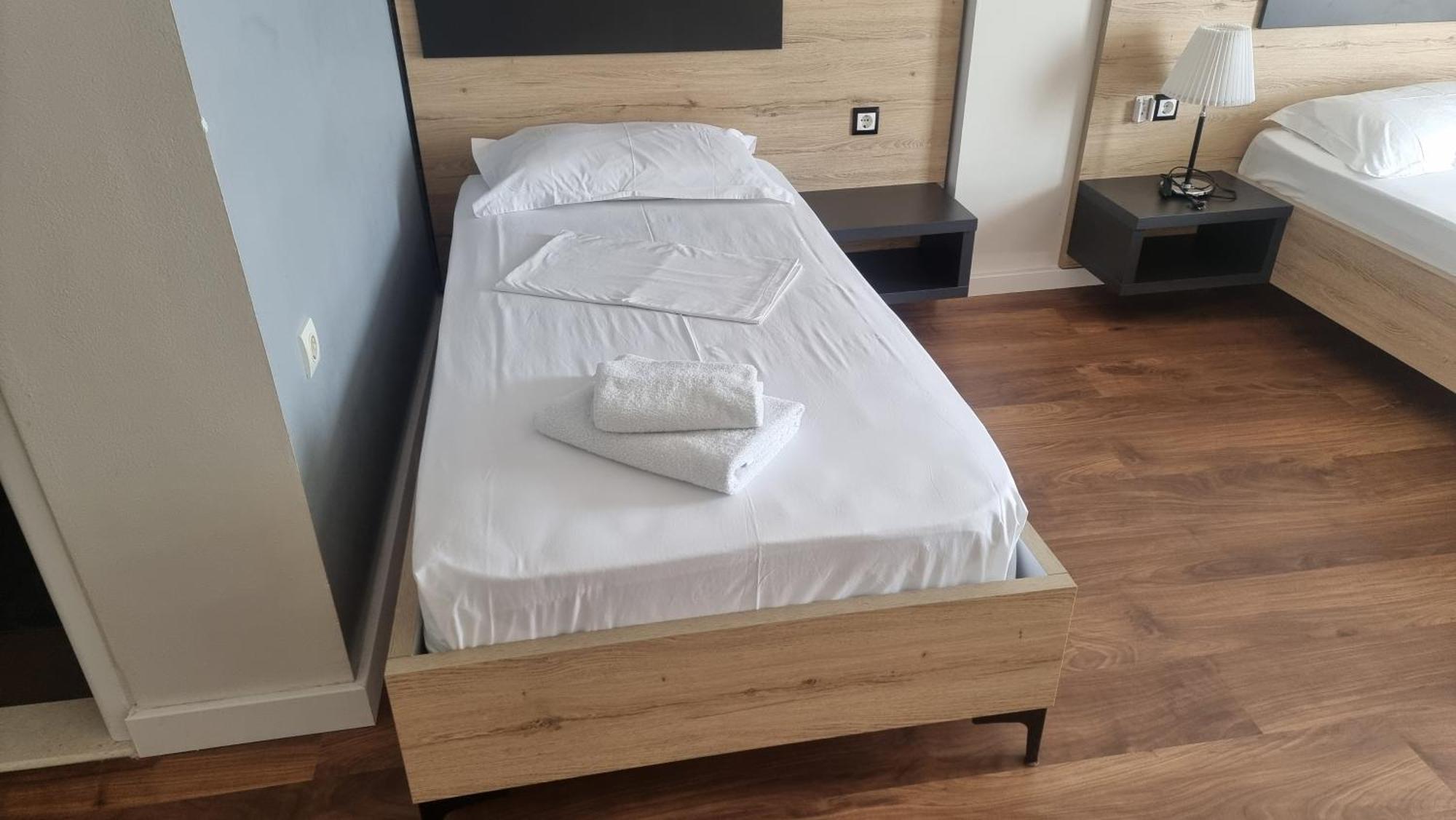 Hotel Klironomi Sarandë Quarto foto